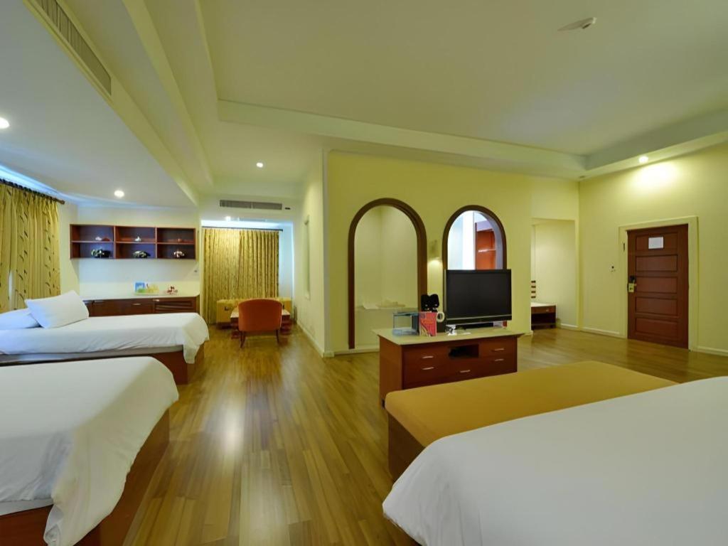 Hip Hotel Bangkok Exteriör bild