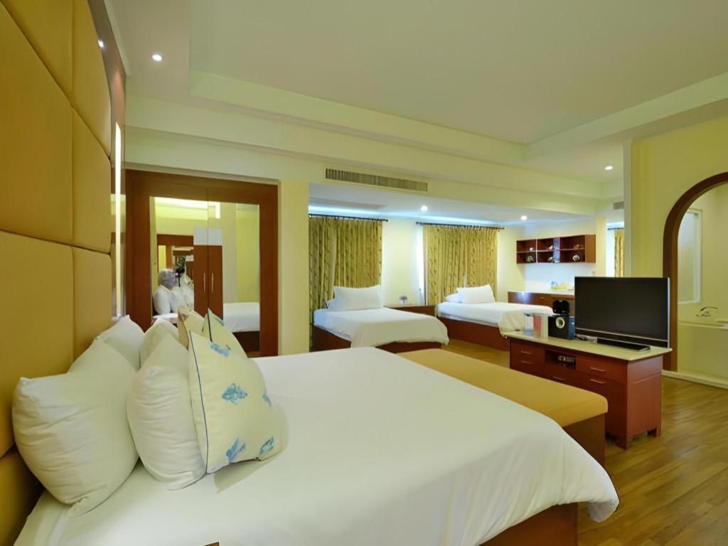 Hip Hotel Bangkok Exteriör bild